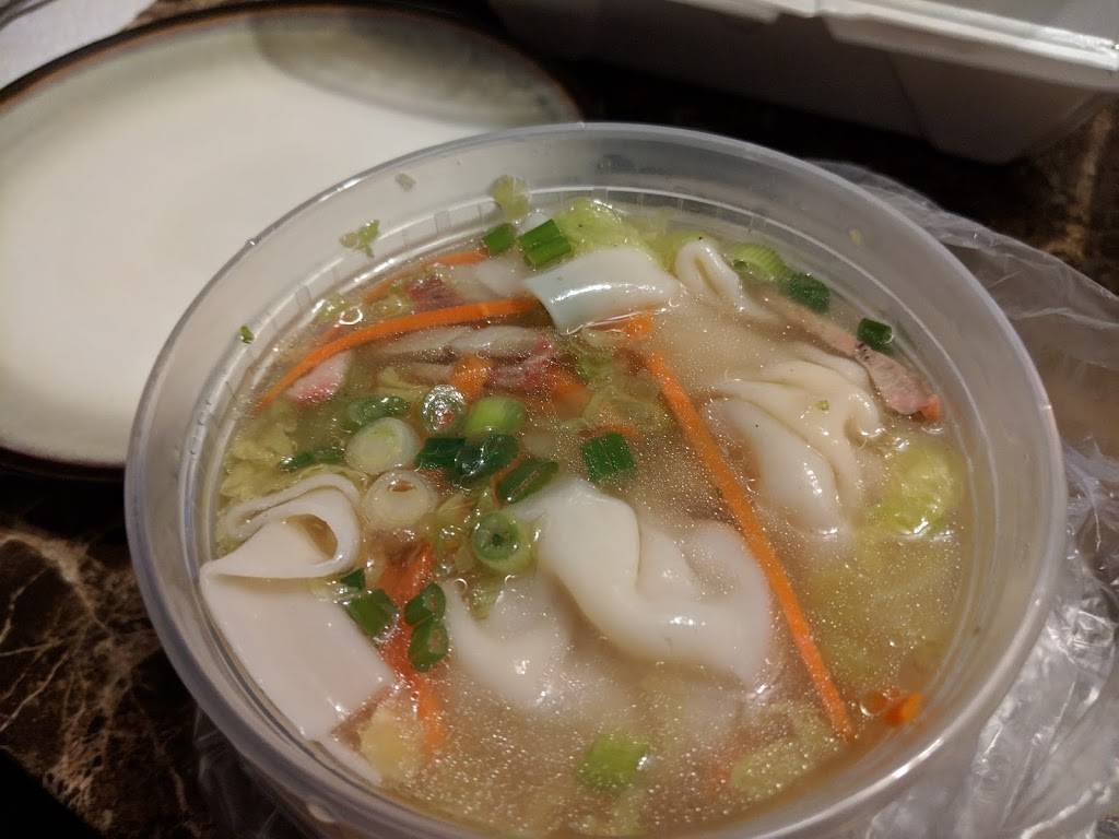 Blue Willow Chinese Restaurant | restaurant | 2418 W Fullerton Ave, Chicago, IL 60647, USA | 7733846499 OR +1 773-384-6499