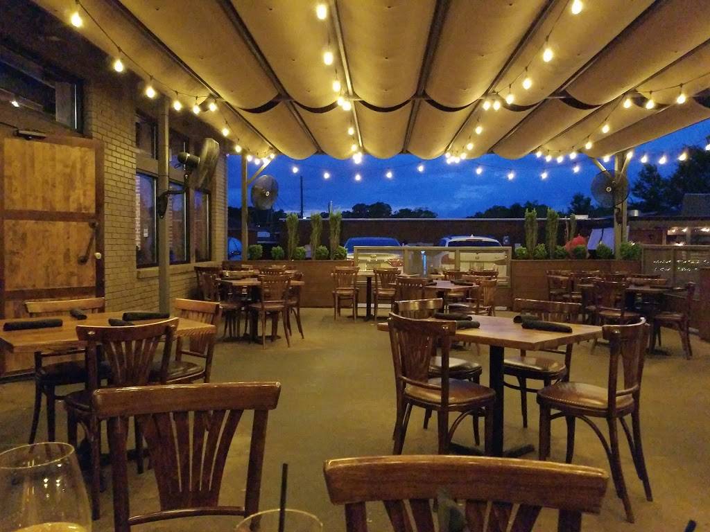 Salt Factory Pub - Woodstock | restaurant | 8690 Main St, Woodstock, GA 30188, USA | 6789036225 OR +1 678-903-6225