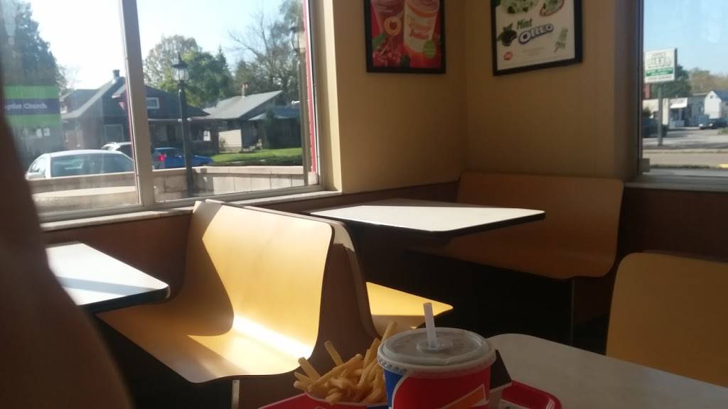 Dairy Queen | restaurant | 3906 E 10th St, Indianapolis, IN 46201, USA | 3173539397 OR +1 317-353-9397