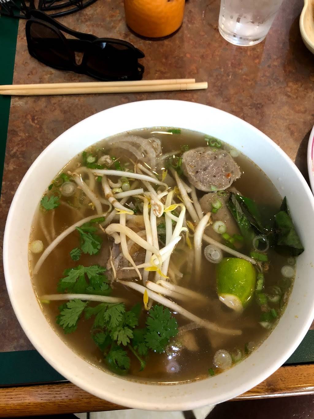 Rolling Wok Cafe | restaurant | 1534 E Grand Ave E, Des Moines, IA 50316, USA | 5152663787 OR +1 515-266-3787