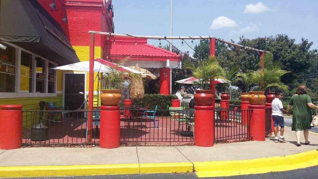 Papas & Beer | restaurant | 180 E Blackstock Rd, Spartanburg, SC 29301, USA | 8645861145 OR +1 864-586-1145