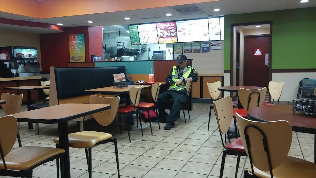 Del Taco | meal takeaway | 3199 Van Buren Boulevard, Riverside, CA 92503, USA | 9516872862 OR +1 951-687-2862