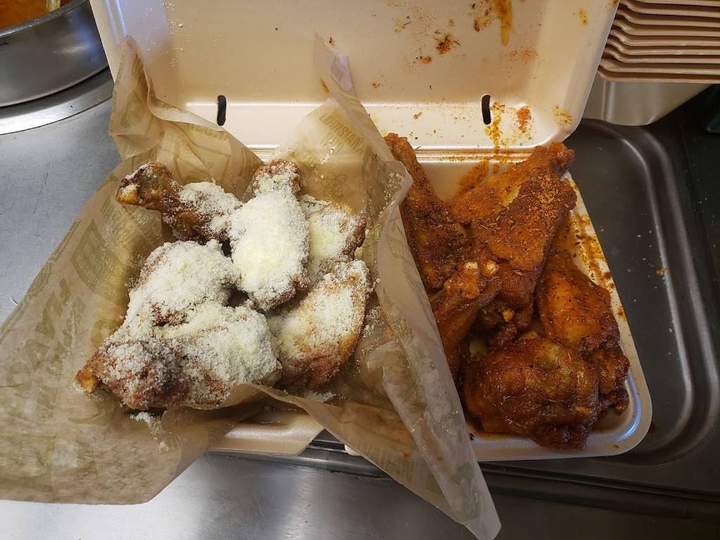 Wingstop | restaurant | 9804 Jones Rd a, Houston, TX 77065, USA | 2814779464 OR +1 281-477-9464