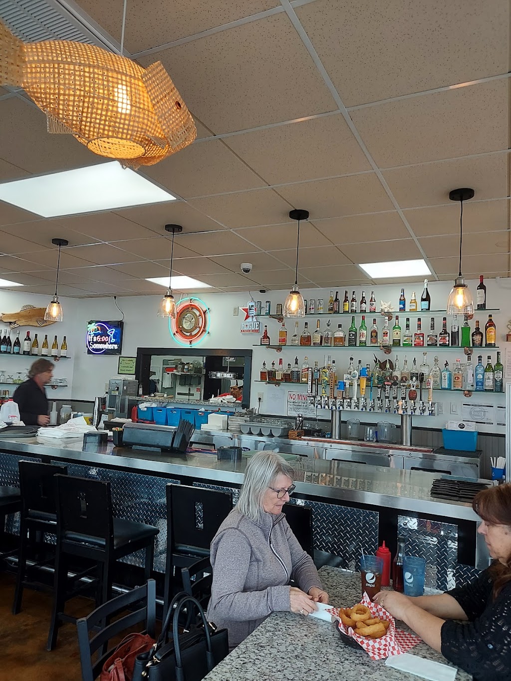 Pub Fish & Chips | restaurant | 4157 NW U.S. 101 #137, Lincoln City, OR 97367, USA | 5416141404 OR +1 541-614-1404