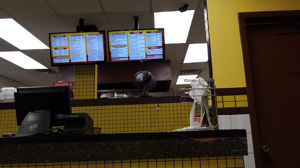 Hungry Howies Pizza | meal delivery | 3007 Cypress Gardens Rd, Winter Haven, FL 33884, USA | 8633242055 OR +1 863-324-2055