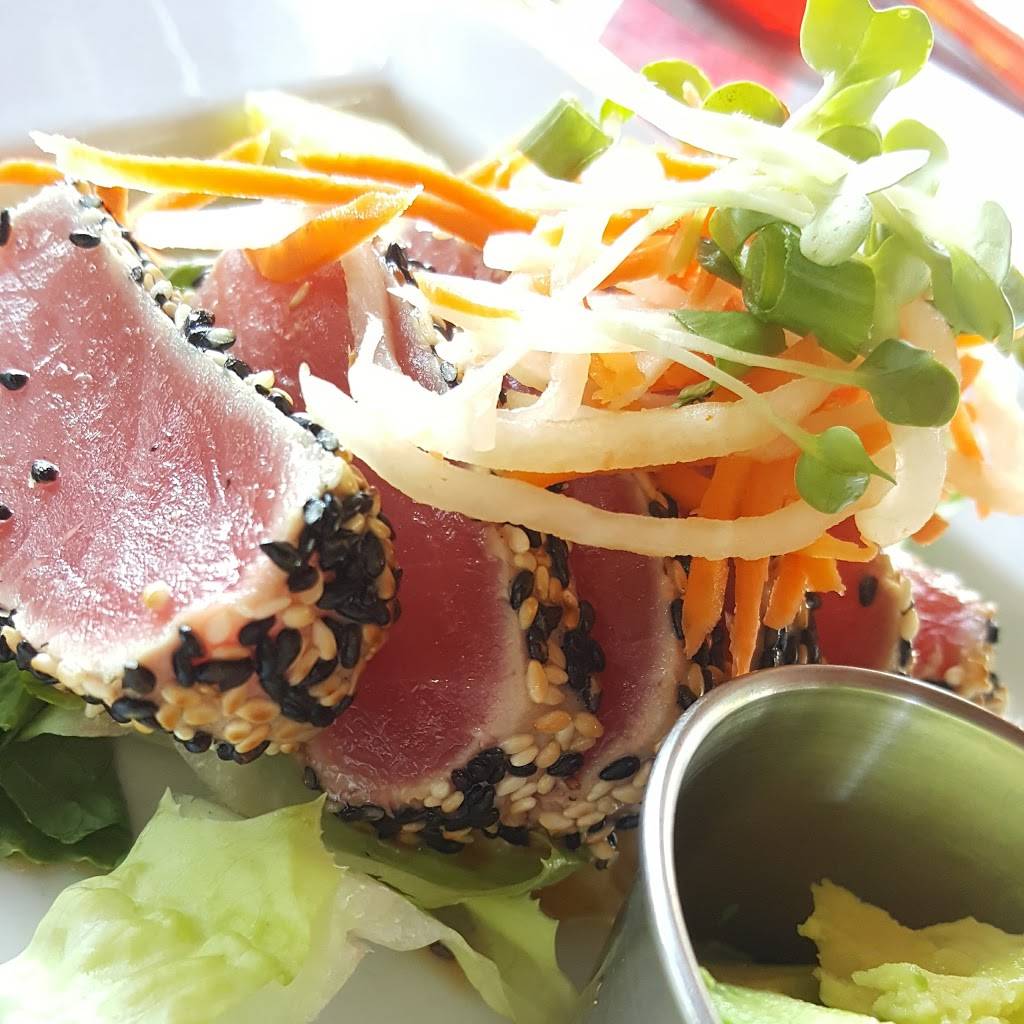 Flatwater | restaurant | 832 E Westfield Blvd, Indianapolis, IN 46220, USA | 3172575466 OR +1 317-257-5466