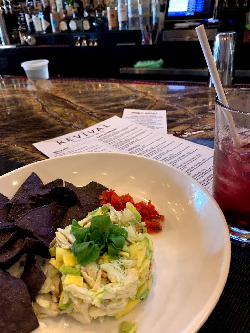 The Revival Craft Kitchen and Bar | restaurant | 219 Main St, East Greenwich, RI 02818, USA | 4013363747 OR +1 401-336-3747