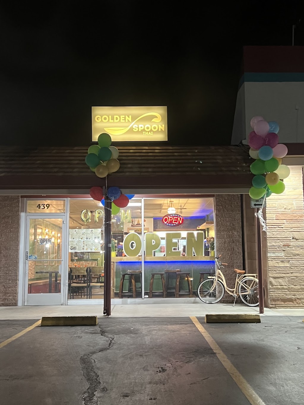 Golden Spoon Thai | restaurant | 439 N Main St, Manteca, CA 95336, USA | 2096654725 OR +1 209-665-4725