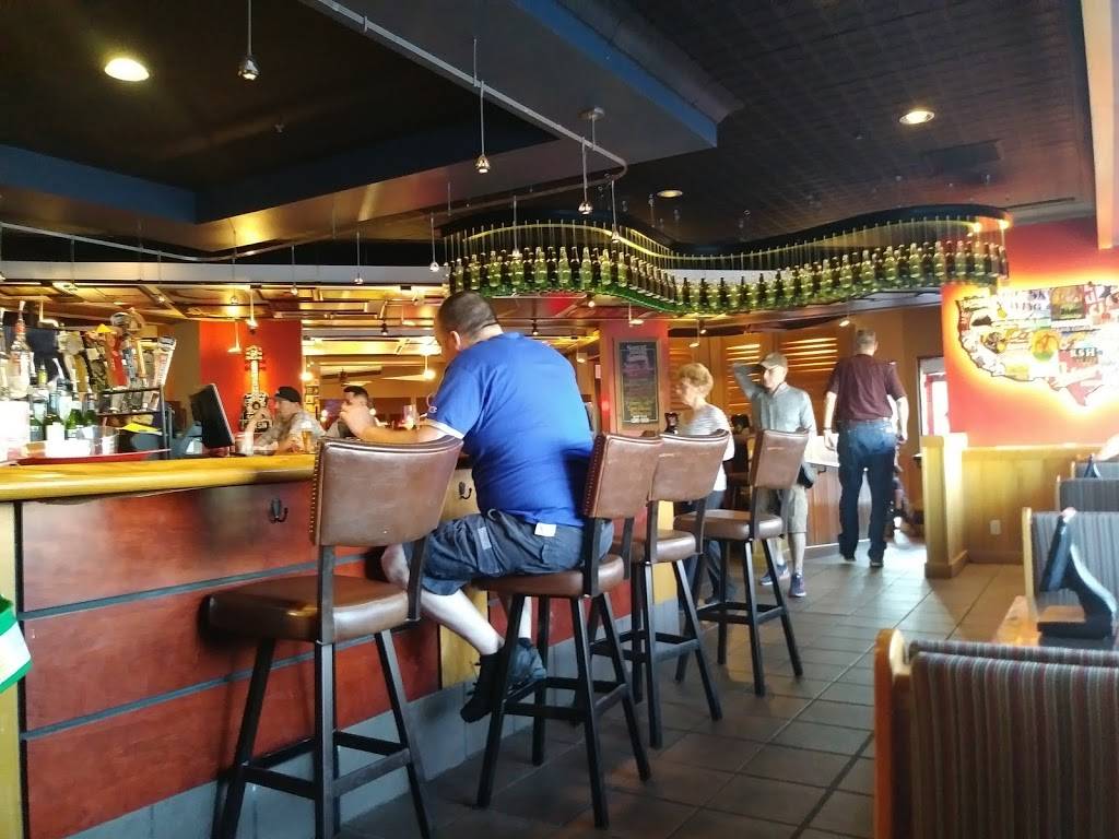 Red Robin Gourmet Burgers and Brews | restaurant | 2405 SE Tualatin Valley Hwy, Hillsboro, OR 97123, USA | 5036481515 OR +1 503-648-1515