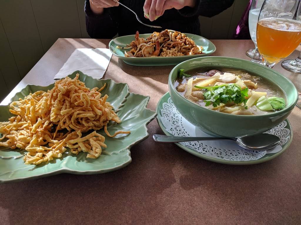 Tamarind Thai Restaurant | restaurant | 3228, 503 N Meadow St, Ithaca, NY 14850, USA | 6072772220 OR +1 607-277-2220