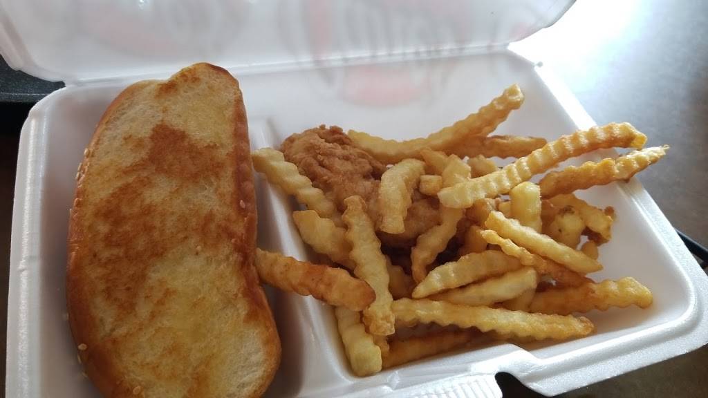 Raising Canes Chicken Fingers | meal takeaway | 1225 E 2nd St, Edmond, OK 73034, USA | 4058444192 OR +1 405-844-4192