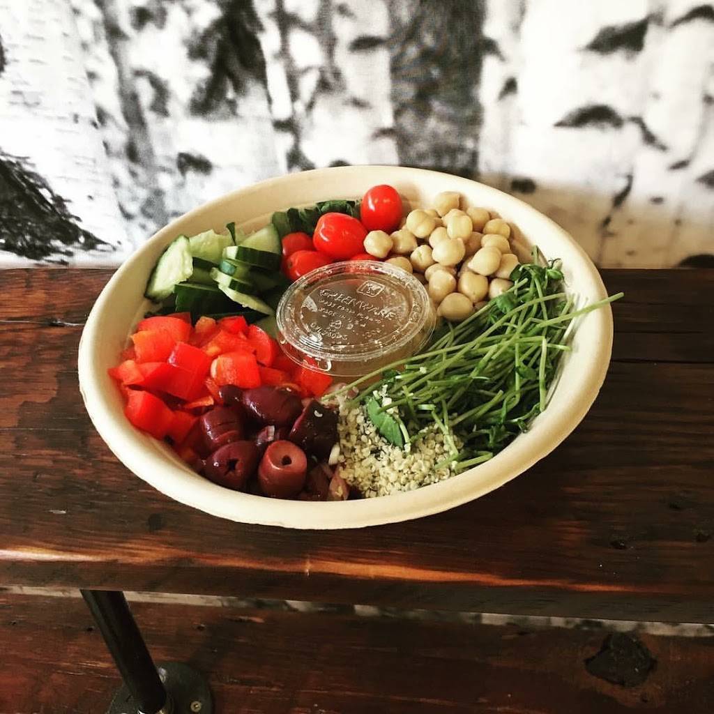 RawBlendz Juice & Salad | restaurant | 215 Lakeshore Rd E, Mississauga, ON L5G 1G5, Canada | 9058232780 OR +1 905-823-2780