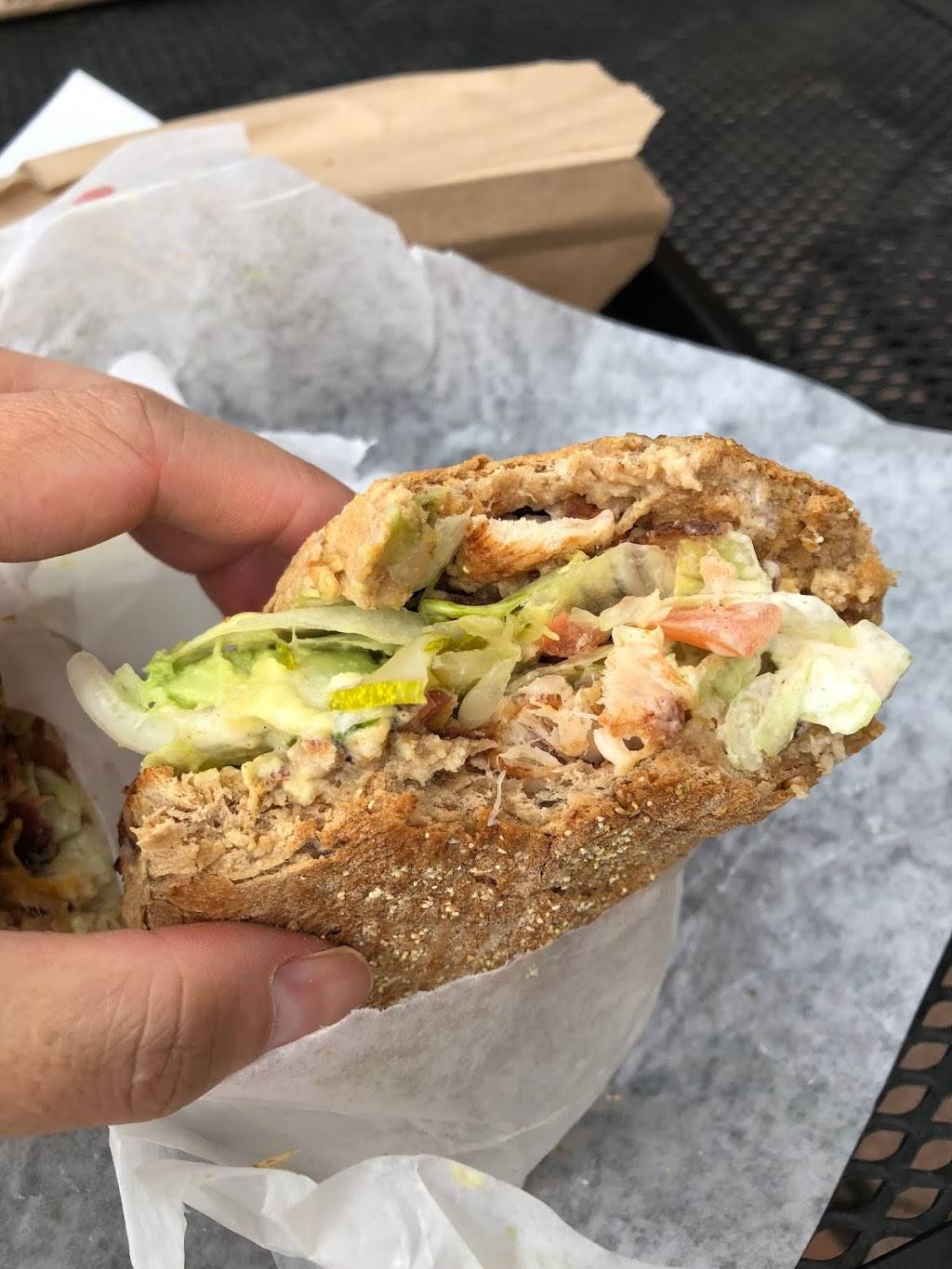 Potbelly Sandwich Shop | restaurant | 44060 Pipeline Plaza Ste 100, Ashburn, VA 20147, USA | 5712230018 OR +1 571-223-0018