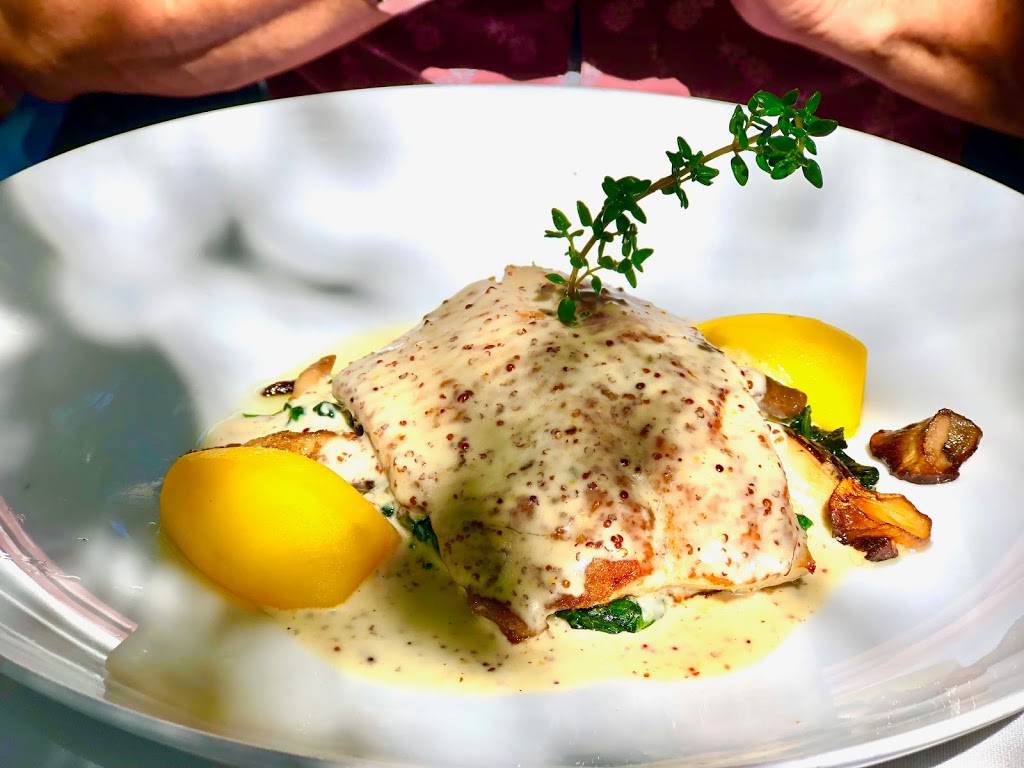 Le Vallauris Restaurant | restaurant | 385 W Tahquitz Canyon Way, Palm Springs, CA 92262, USA | 7603255059 OR +1 760-325-5059