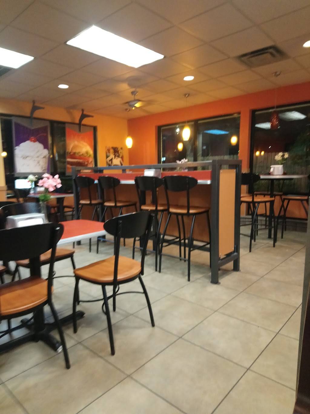 Jack in the Box | restaurant | 4920 W Bellfort Blvd, Houston, TX 77035, USA | 7137285856 OR +1 713-728-5856