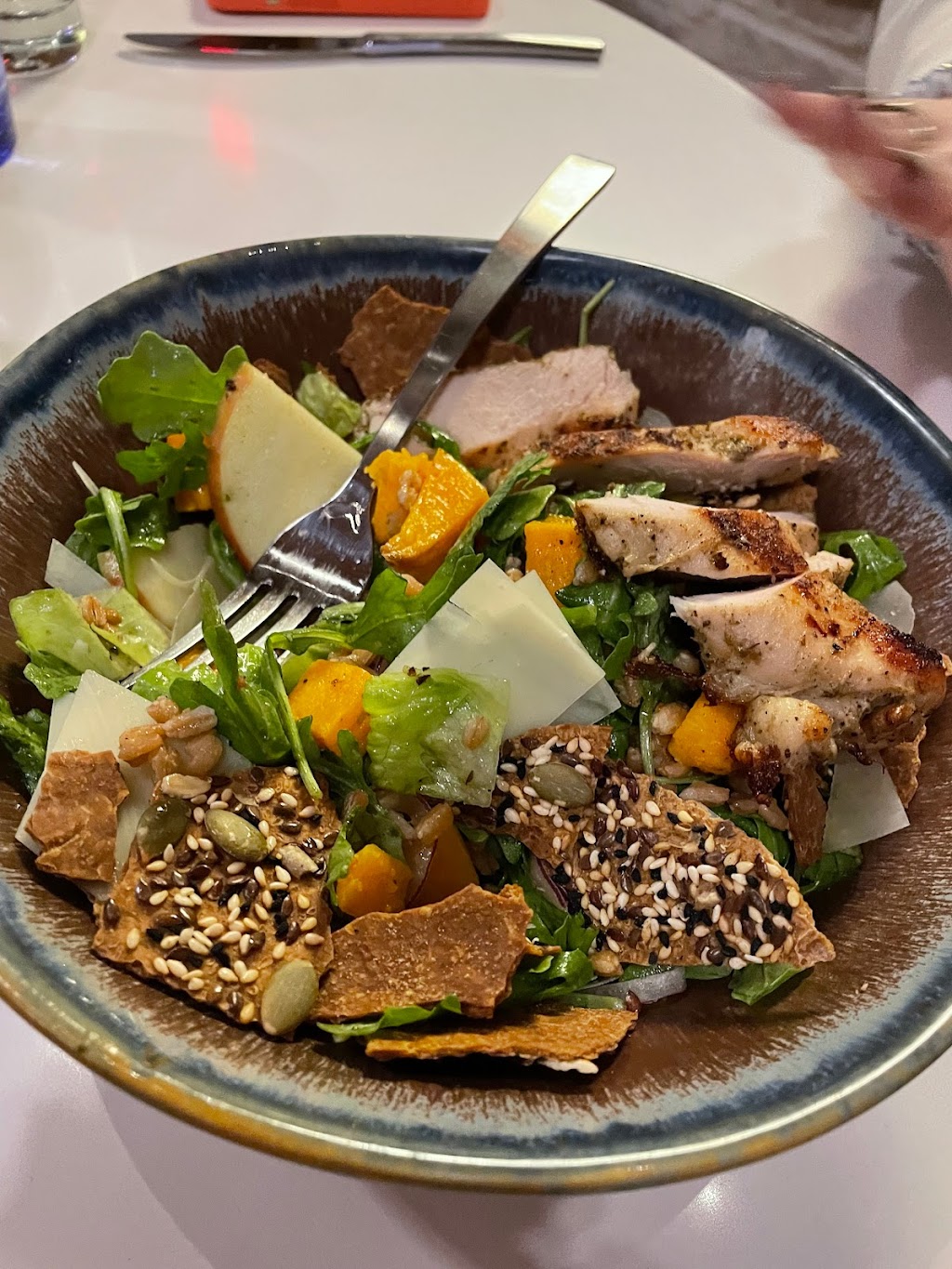 The Lawn Grill Restaurant Wilmette | restaurant | 3900 Fairway Dr #1088, Wilmette, IL 60091, USA | 8472569626 OR +1 847-256-9626