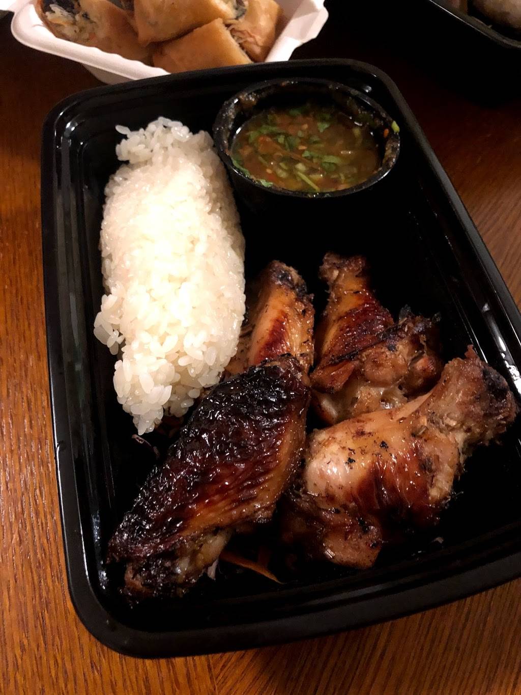 Charming Elephant | restaurant | 2324 Boston St, Baltimore, MD 21224, USA | 4437087762 OR +1 443-708-7762