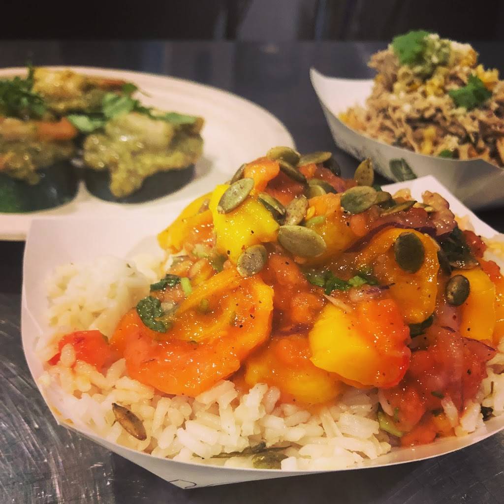 Café Mamajuana | restaurant | 88 Oak St, Burlington, VT 05401, USA | 8023168128 OR +1 802-316-8128