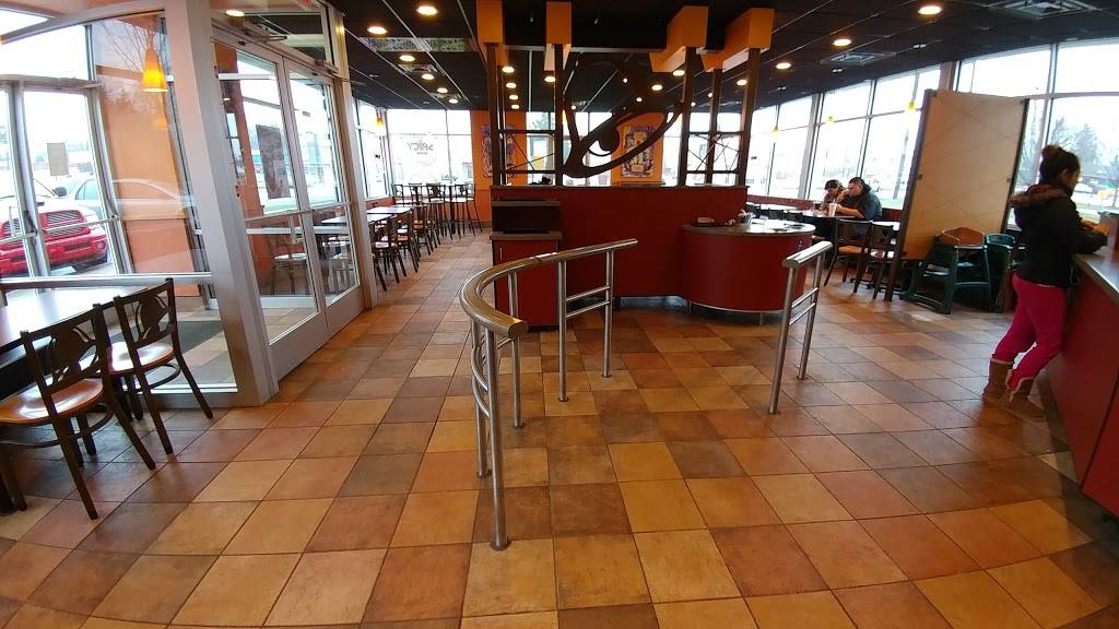 Taco Bell | meal takeaway | 1819 28th St SW, Wyoming, MI 49509, USA | 6165318370 OR +1 616-531-8370