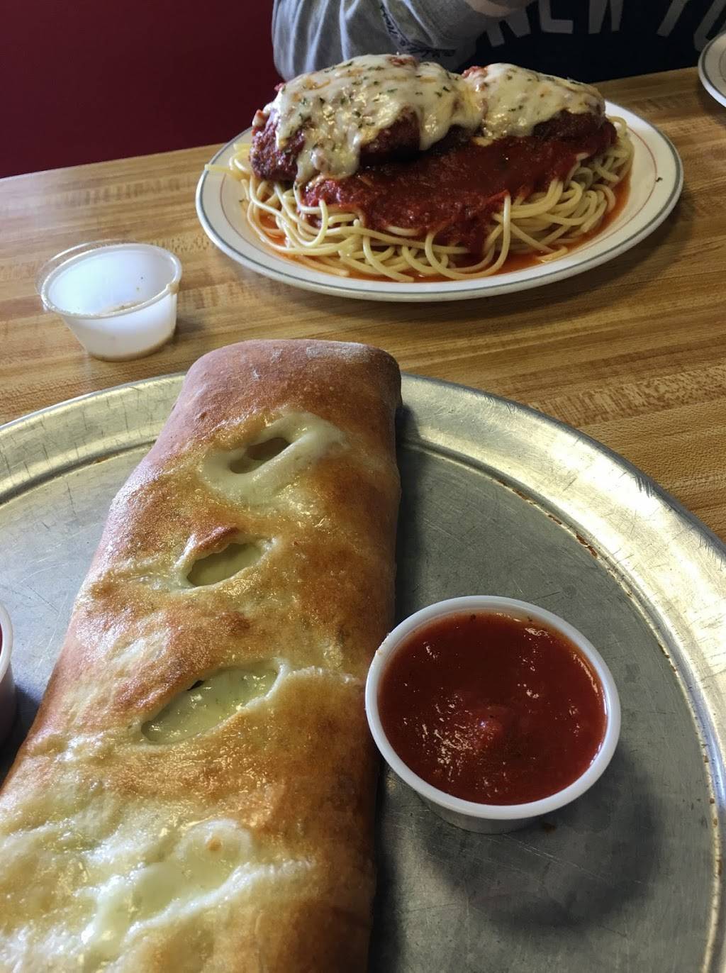 Roccos Pizza | restaurant | 661 Bridgeton Pike, Mantua Township, NJ 08051, USA | 8564649300 OR +1 856-464-9300