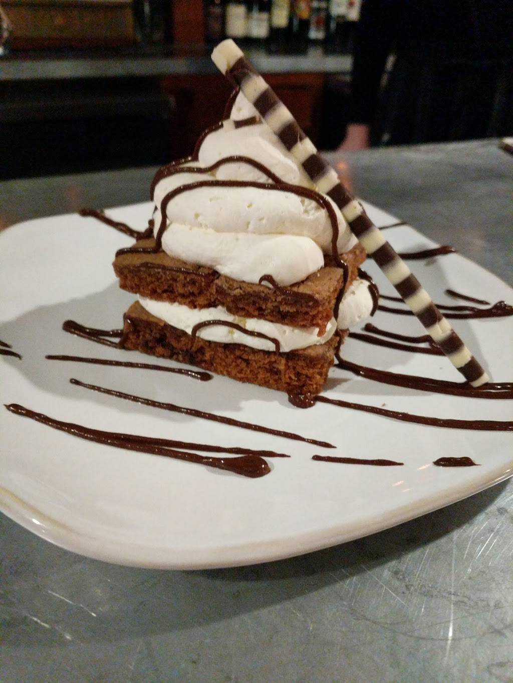 H2 Huth & Harris Wine Merchants | restaurant | 427 Tuscarawas St E, Canton, OH 44702, USA | 3308053212 OR +1 330-805-3212