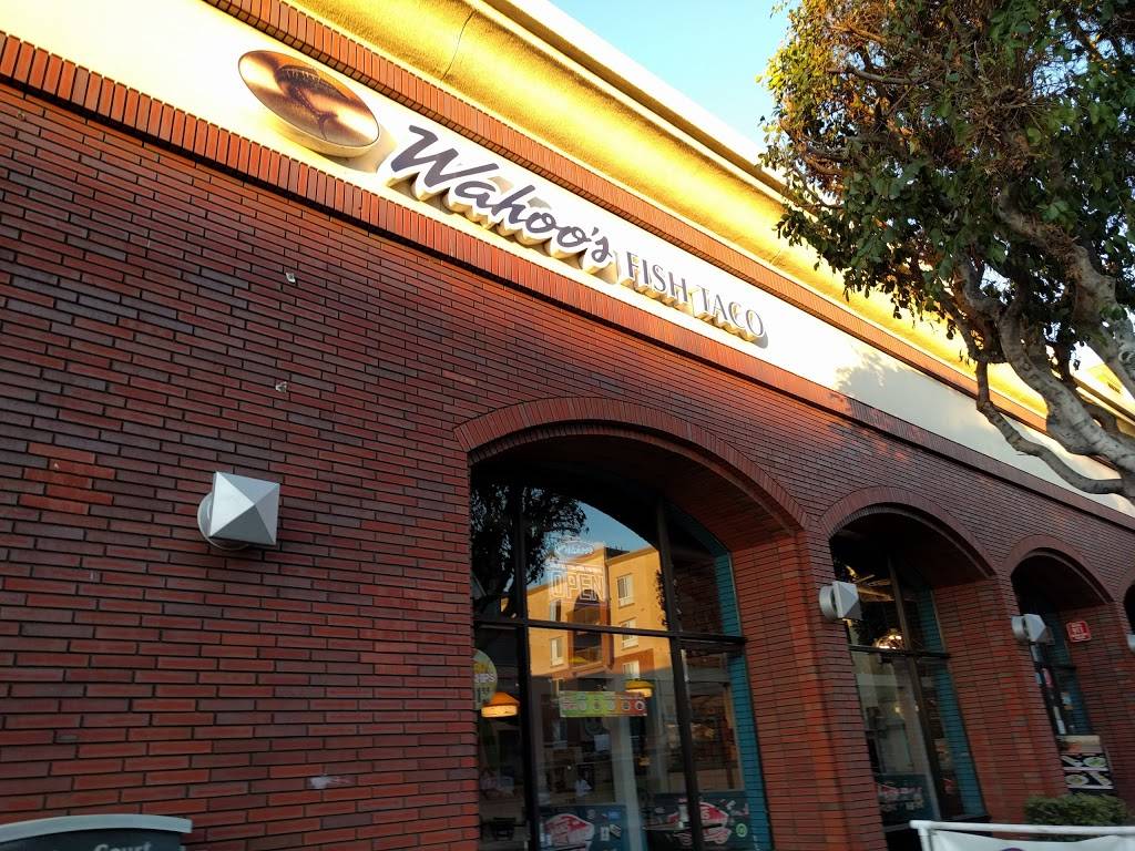 Wahoos Fish Taco | restaurant | 444 N Harbor Blvd, Fullerton, CA 92832, USA | 7145254110 OR +1 714-525-4110