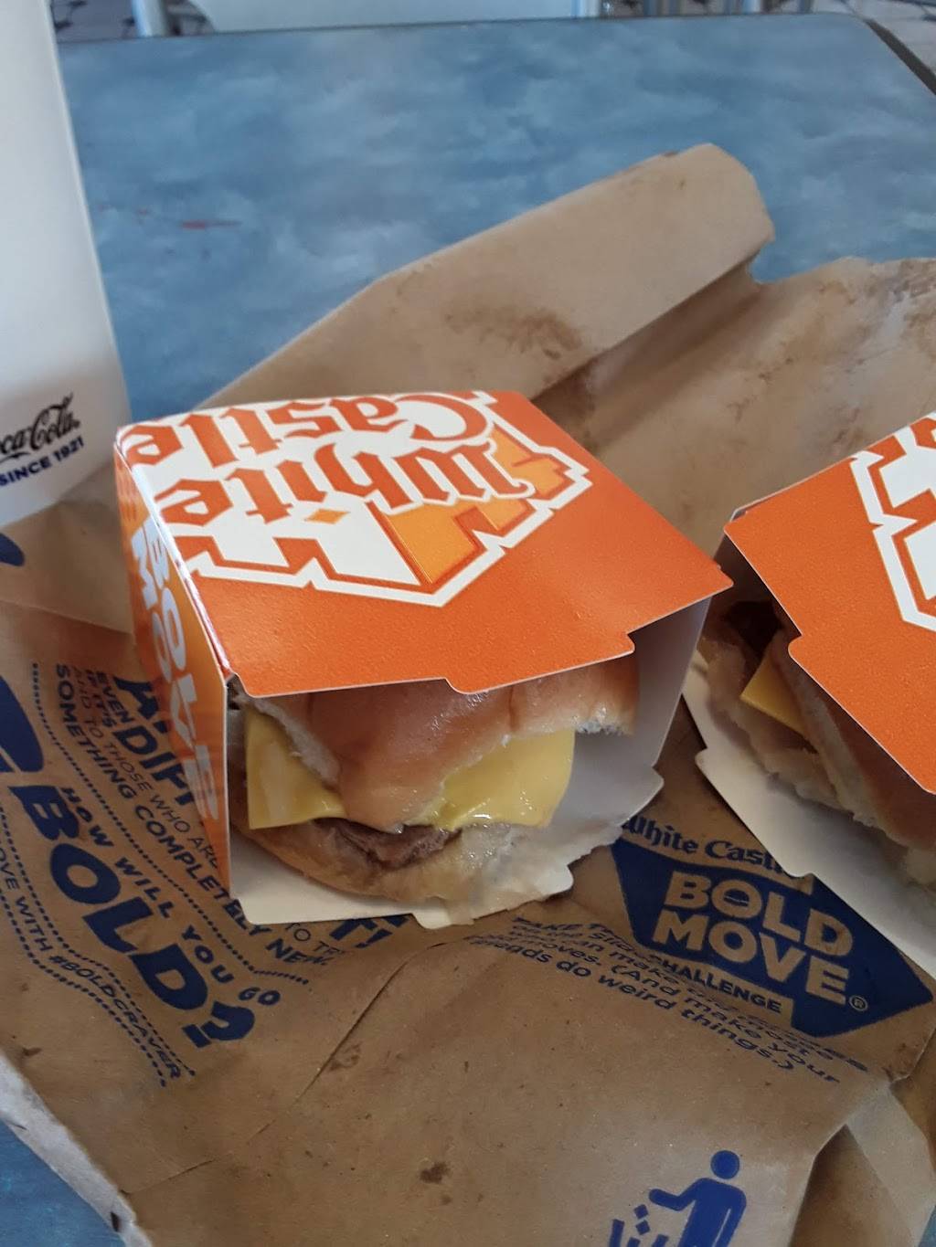 White Castle | restaurant | 7200 Cedar Springs Blvd, Louisville, KY 40291, USA | 5022395563 OR +1 502-239-5563