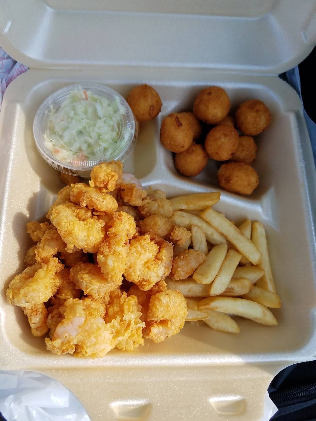 Something Fishy Seafood | restaurant | 3436 S College Rd, Wilmington, NC 28412, USA | 9103950909 OR +1 910-395-0909