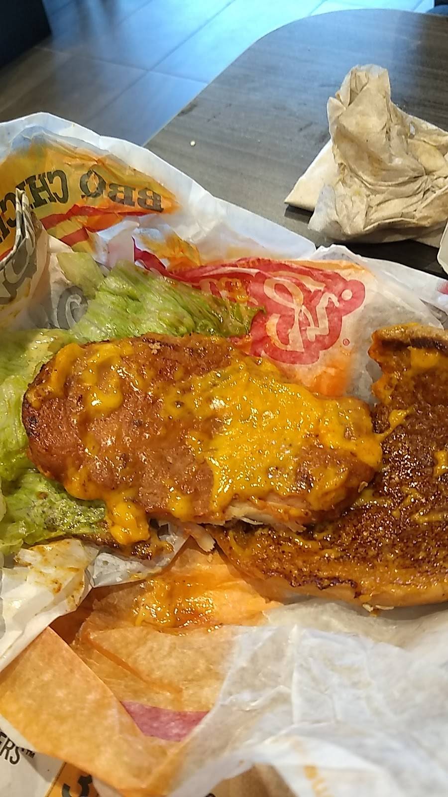 Carls Jr. | restaurant | 401 Las Posas Rd, Camarillo, CA 93010, USA | 8054844588 OR +1 805-484-4588