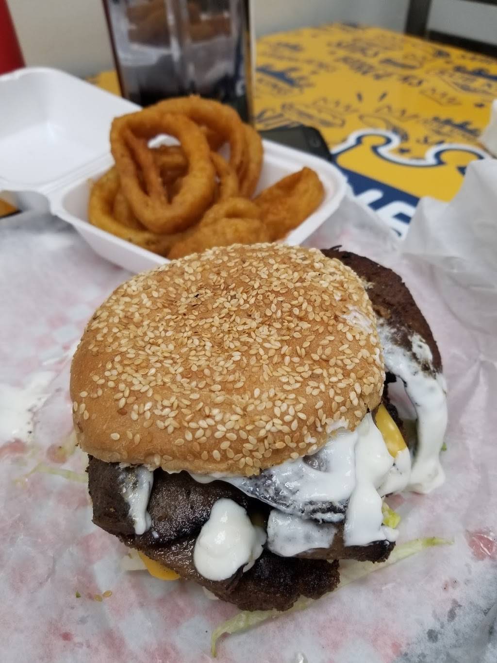 Sub King Plus | restaurant | 3041 Dougall Ave #4, Windsor, ON N9E 1S3, Canada | 5199665464 OR +1 519-966-5464