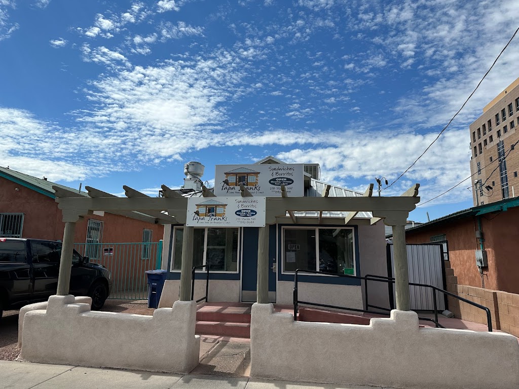 Papa Franks | restaurant | 218 Marble Ave NW, Albuquerque, NM 87102, USA | 5058428944 OR +1 505-842-8944