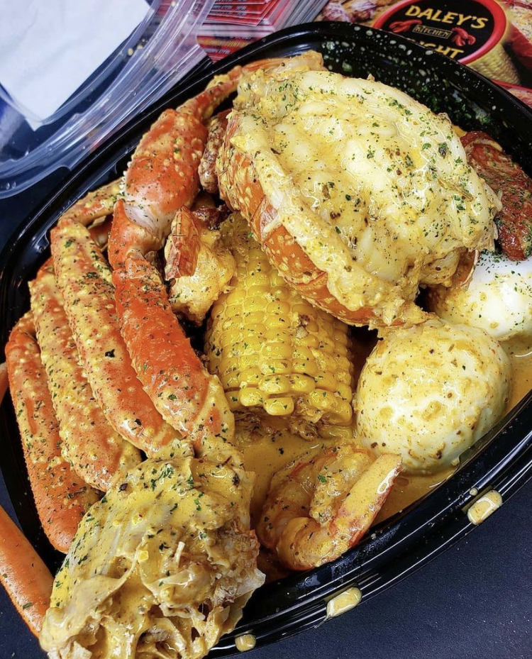 Daley’s Delight Kitchen | bakery | 3932 Pembroke Rd, Pembroke Park, FL 33021, USA | 9543675550 OR +1 954-367-5550