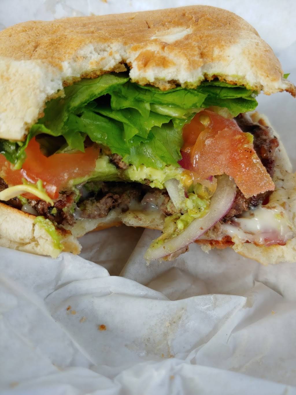 Sparkys Giant Burgers | restaurant | 4120 Redwood Rd, Oakland, CA 94619, USA | 5105315617 OR +1 510-531-5617