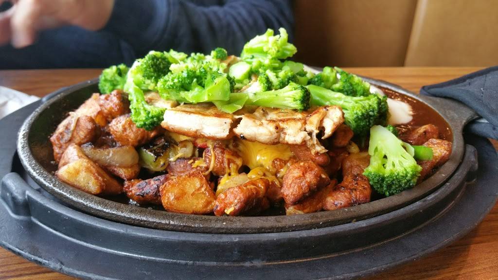 Dennys | restaurant | 300 Fremont St, Monterey, CA 93940, USA | 8313720160 OR +1 831-372-0160