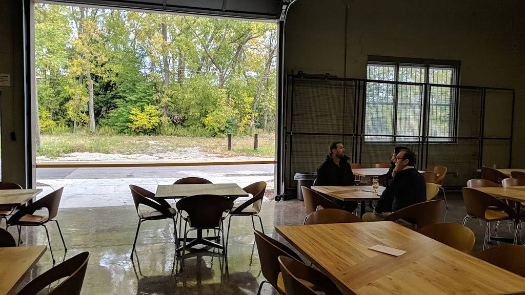 Brewery Faisan | restaurant | 1087 Beaufait St, Detroit, MI 48207, USA | 3132902987 OR +1 313-290-2987