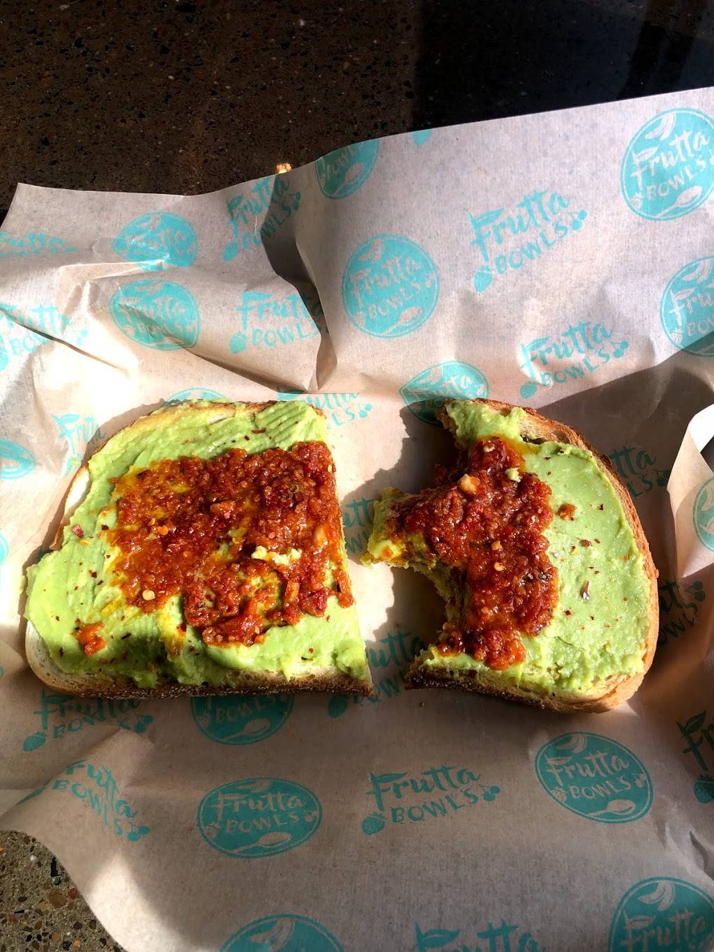 Frutta Bowls | restaurant | 262 E Beaver Ave, State College, PA 16801, USA | 8143088450 OR +1 814-308-8450