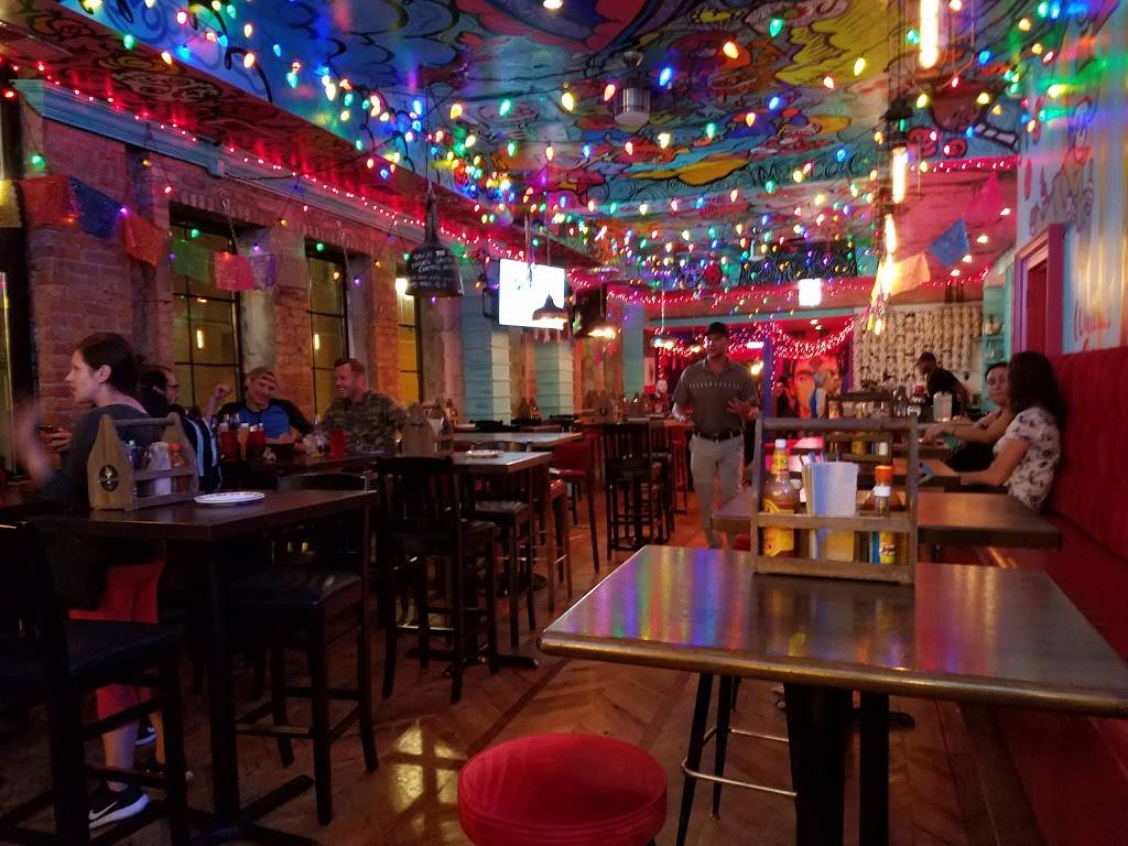 Broken English Taco Pub | restaurant | 1400 N Wells St, Chicago, IL 60610, USA | 3129517667 OR +1 312-951-7667