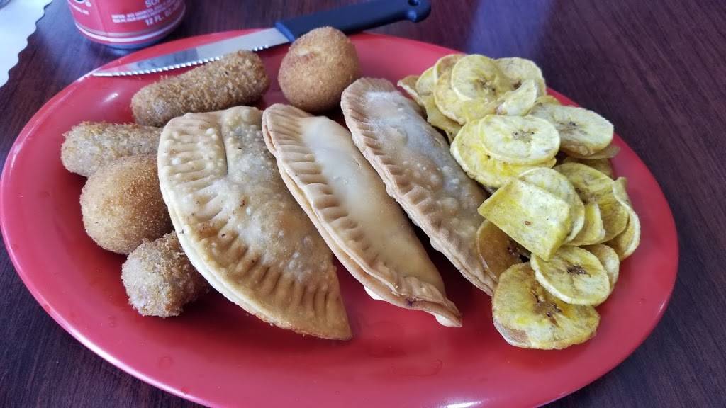 Congri Cuban Restaurant | restaurant | 55 N Barron Blvd, Grayslake, IL 60030, USA | 8475480206 OR +1 847-548-0206