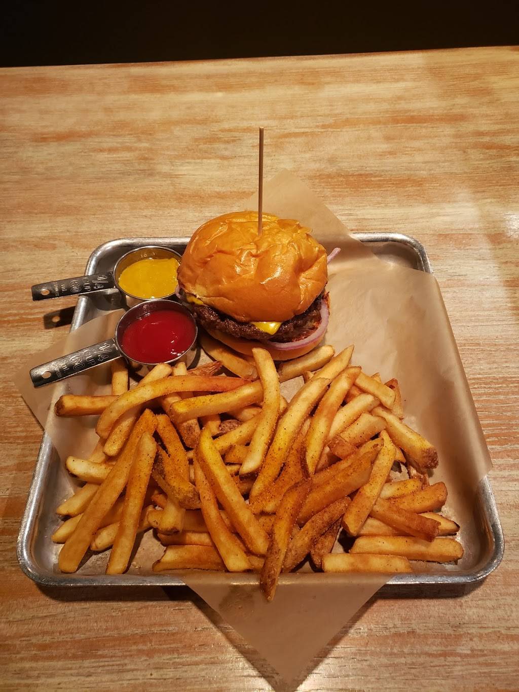 Bufords Kitchen | restaurant | 100 Adios Dr, Washington, PA 15301, USA | 7242492986 OR +1 724-249-2986