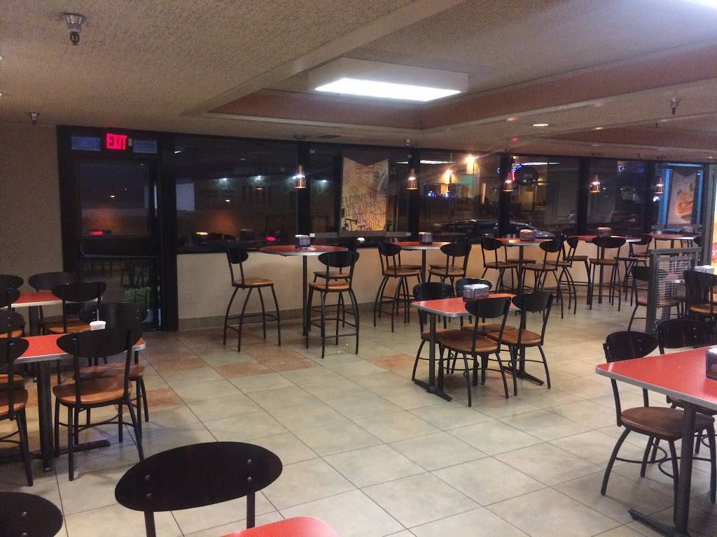 Jack in the Box | restaurant | 17378 Main St, Hesperia, CA 92345, USA | 7609481353 OR +1 760-948-1353