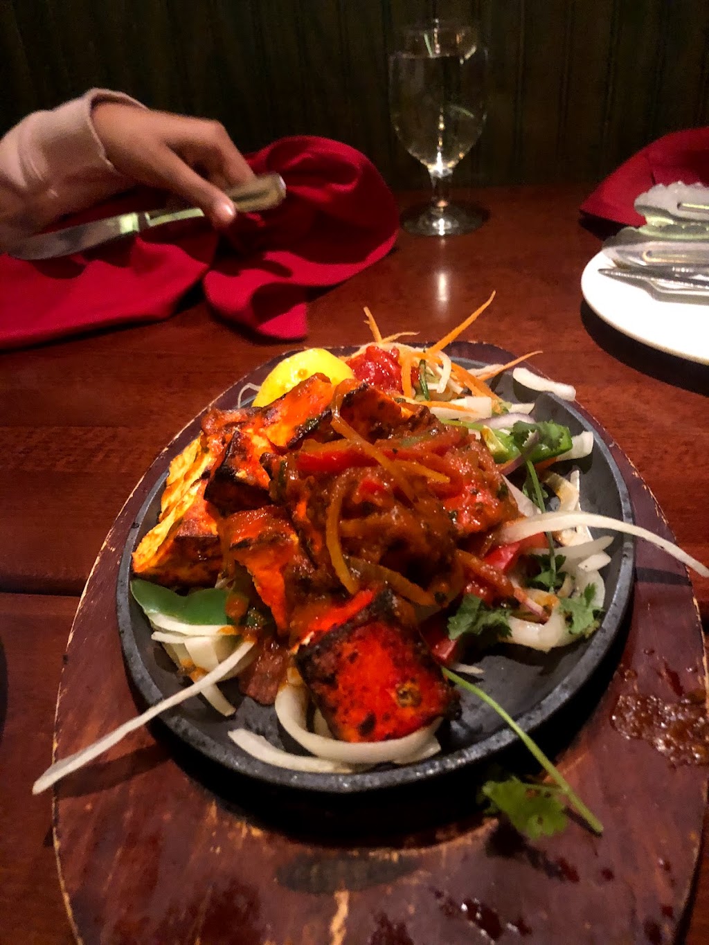 Shanti Restaurant - Cambridge | restaurant | 7 Broad Canal Way, Cambridge, MA 02142, USA | 6177145051 OR +1 617-714-5051