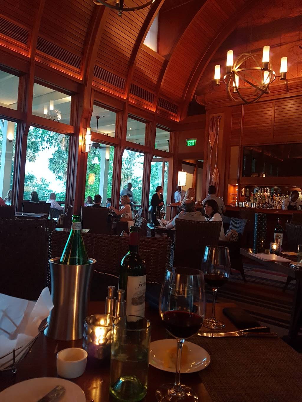 Canoe Club | restaurant | 89 Myrtle View St, Bluffton, SC 29910, USA | 8437066625 OR +1 843-706-6625