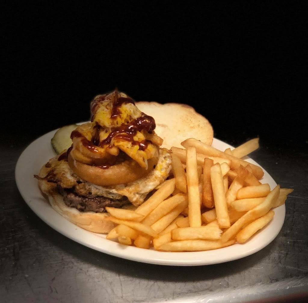 Red Lion Corner Café | restaurant | 601 Lombard Rd, Red Lion, PA 17356, USA | 7173782618 OR +1 717-378-2618