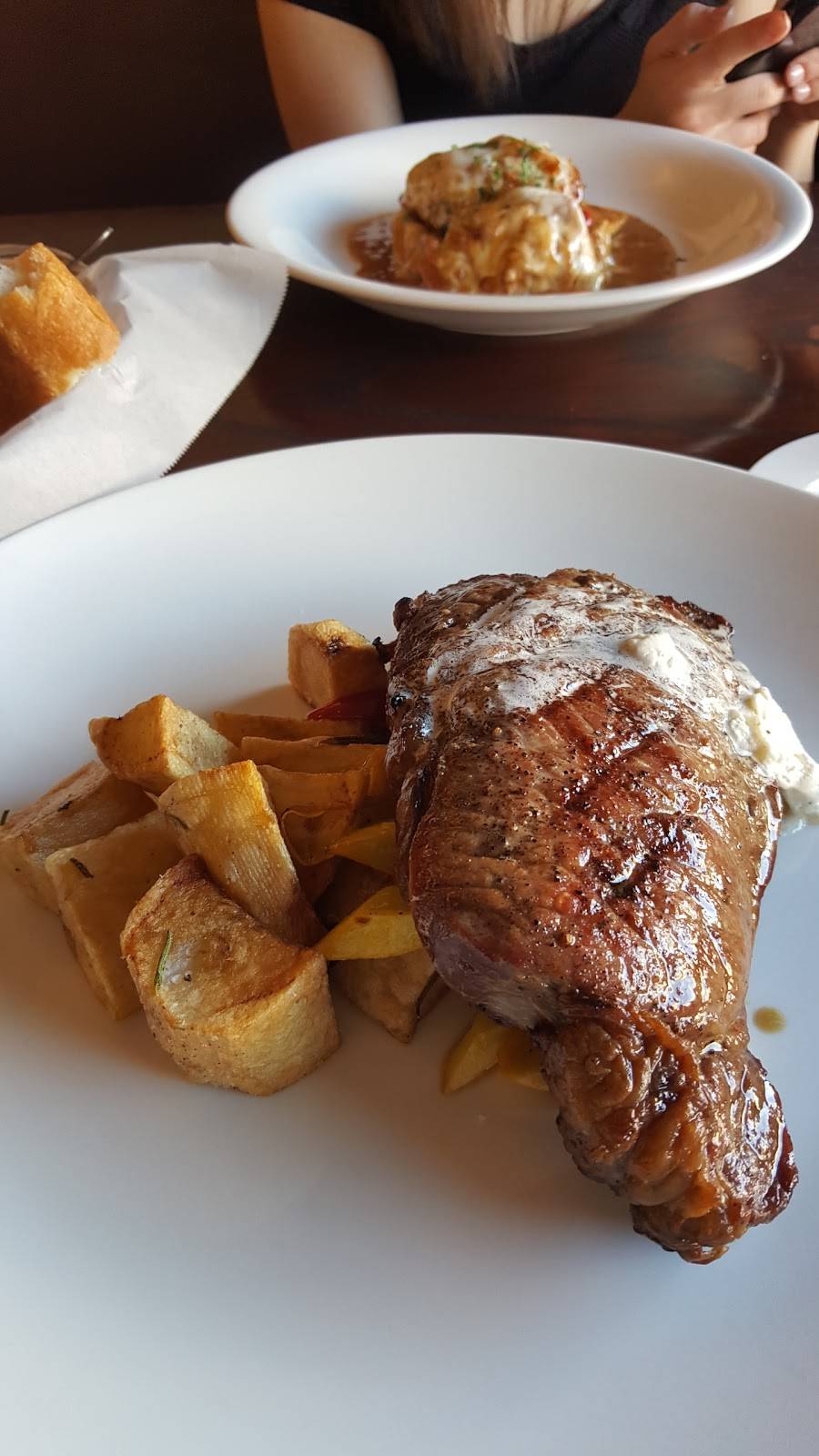 Maurizios | restaurant | 25 E 1st St, Morgan Hill, CA 95037, USA | 4087827550 OR +1 408-782-7550