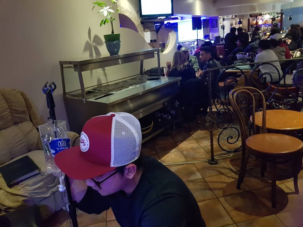 Robes Bar & Lounge | restaurant | 3022 Bathurst St, North York, ON M6B 3B6, Canada | 4165519890 OR +1 416-551-9890