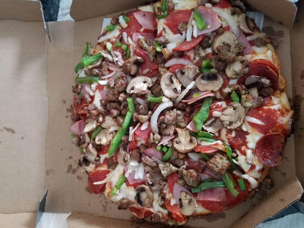 Dominos Pizza | meal delivery | 979 S Lapeer Rd, Oxford, MI 48371, USA | 2486283202 OR +1 248-628-3202