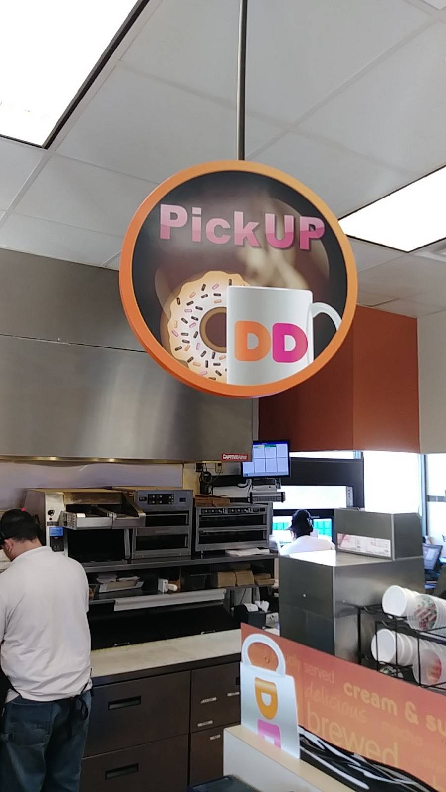 Dunkin | bakery | 412 Youngstown-Poland Rd, Struthers, OH 44471, USA | 3307501850 OR +1 330-750-1850
