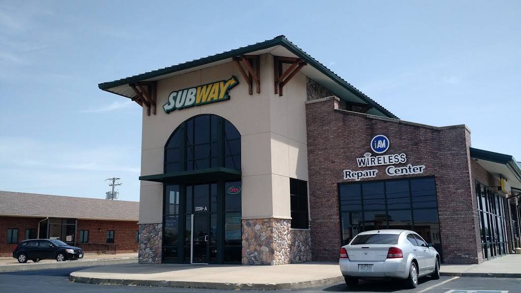 Subway | meal takeaway | 2451 S Springfield Ave, Bolivar, MO 65613, USA | 4177773008 OR +1 417-777-3008