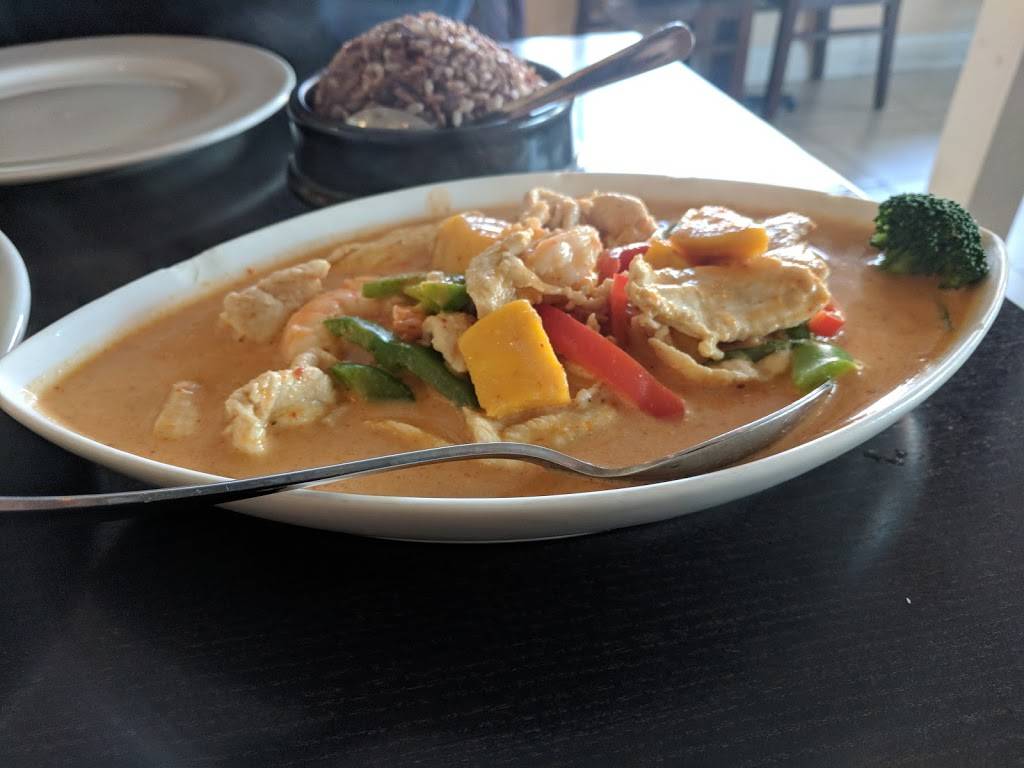 Sai Varee | Thai Cuisine | restaurant | 7485 Rush River Dr, Sacramento, CA 95831, USA | 9164227701 OR +1 916-422-7701