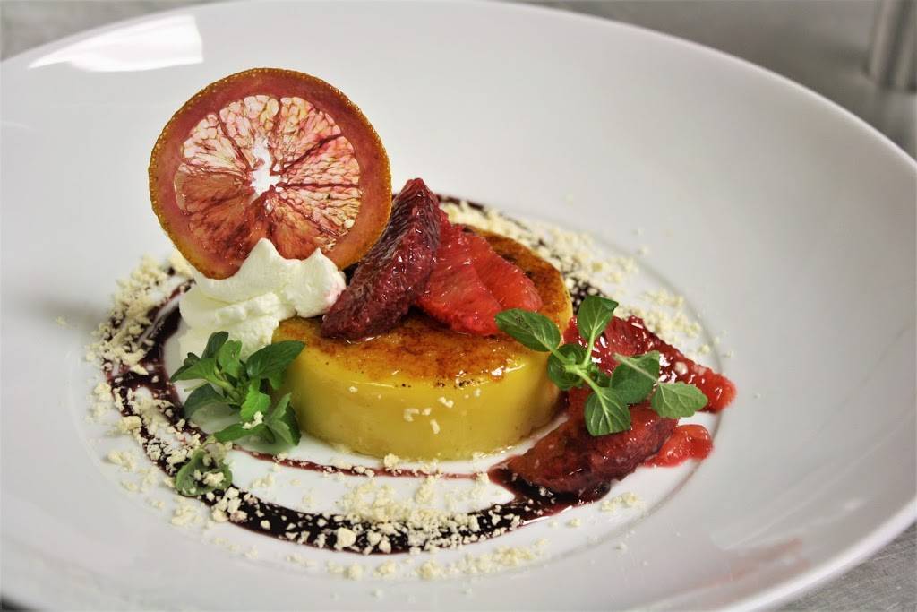 Three Embers Restaurant | restaurant | 10 Marriott Dr, Lincolnshire, IL 60069, USA | 8476340100 OR +1 847-634-0100